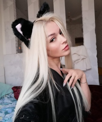 Дина